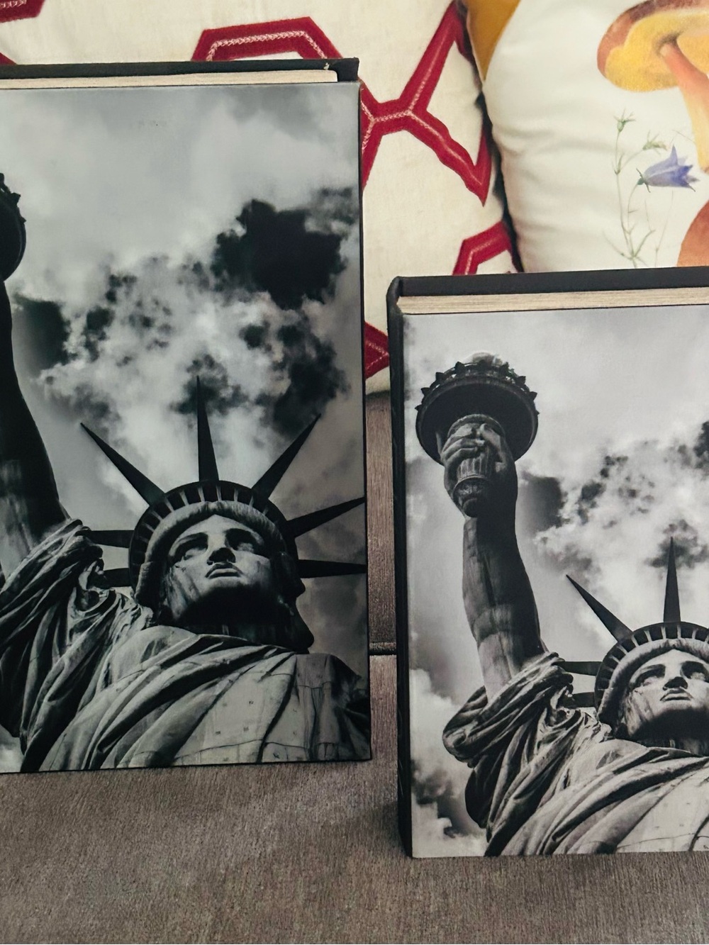 Z Gallery Monochrome Statue of Liberty Storage Box Set